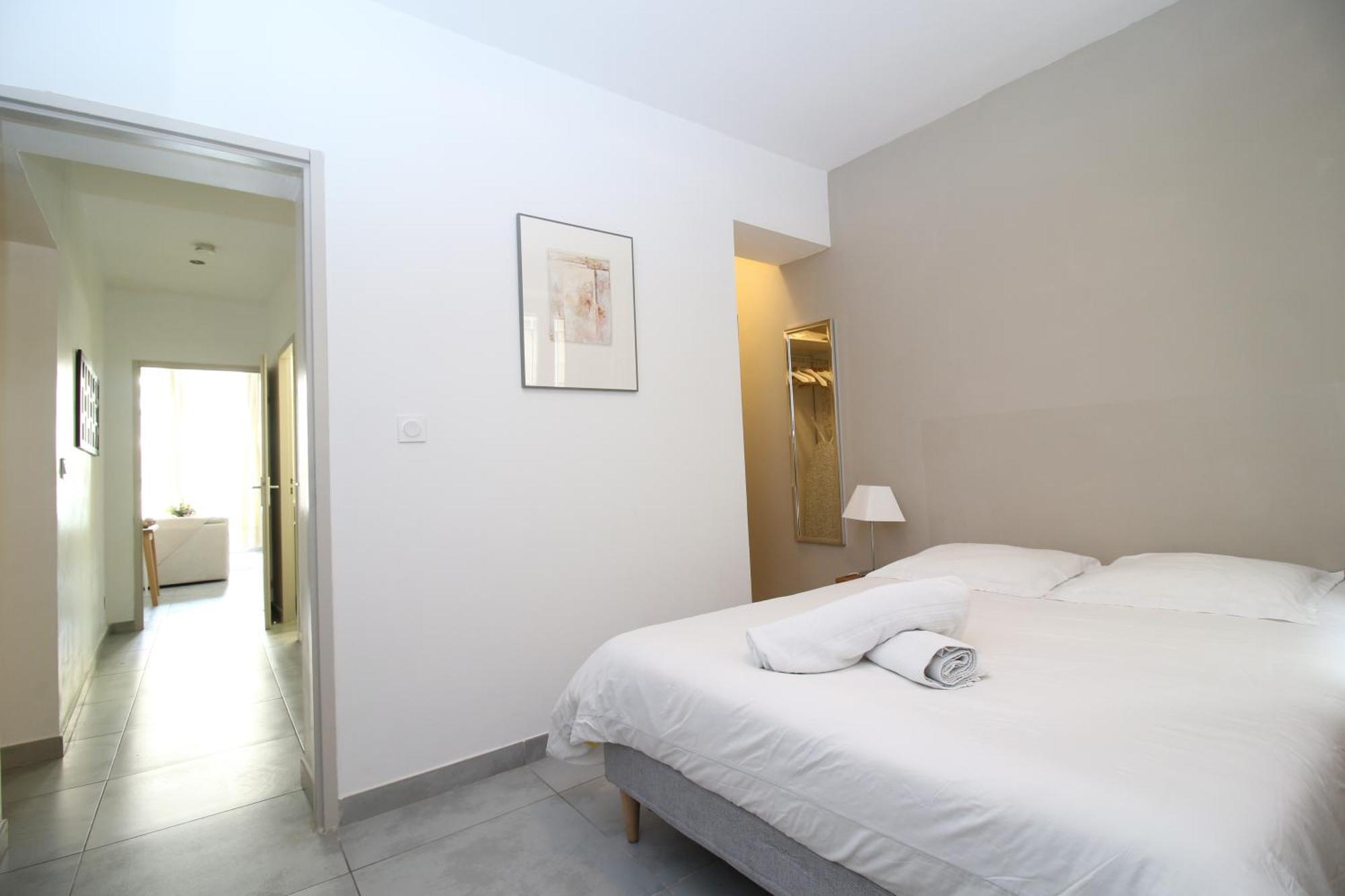 T3 Appartement Hypercentre Proche Commerce- Parking - 2 Chambres Wifi Gratuit Avignon Exterior foto