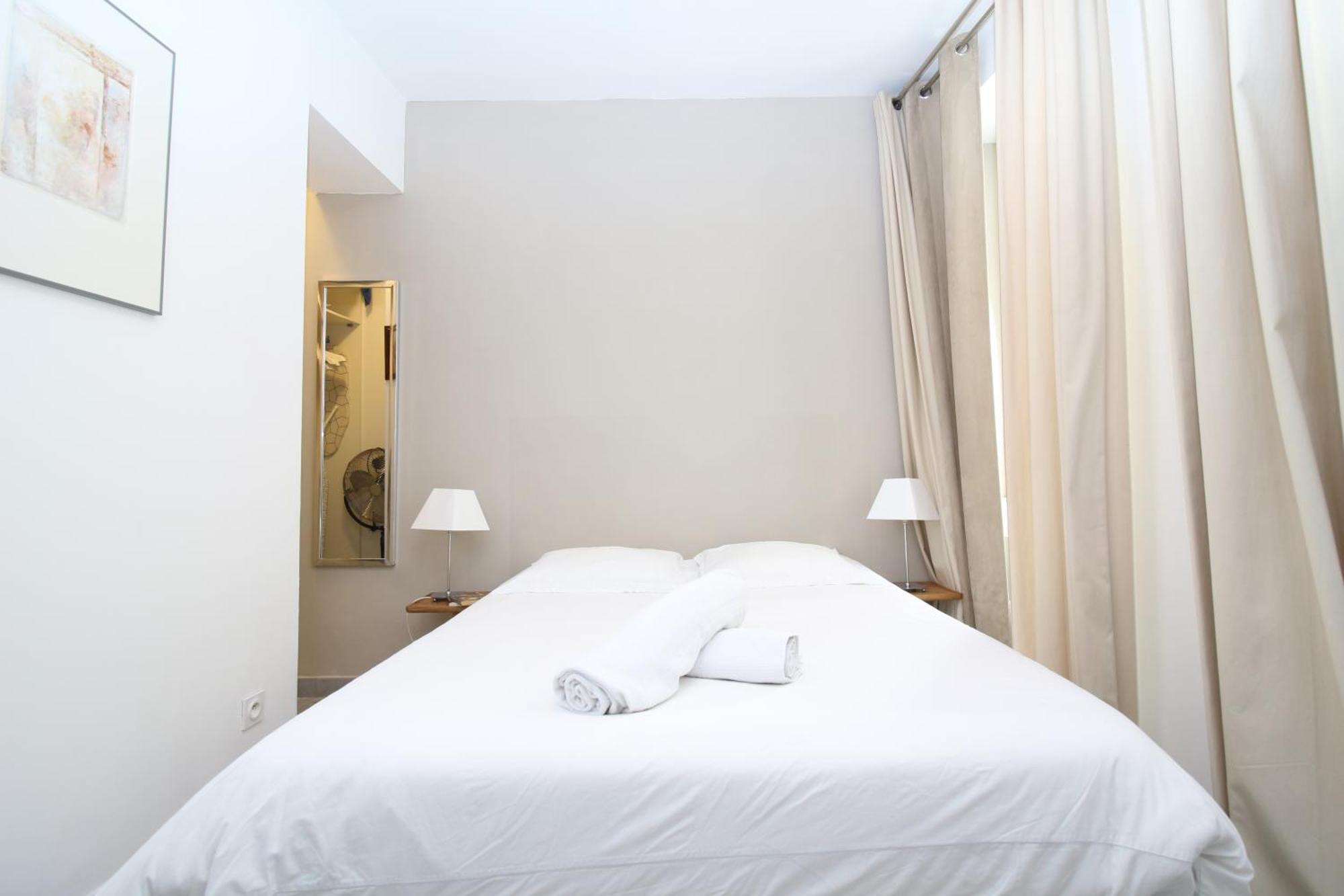 T3 Appartement Hypercentre Proche Commerce- Parking - 2 Chambres Wifi Gratuit Avignon Exterior foto