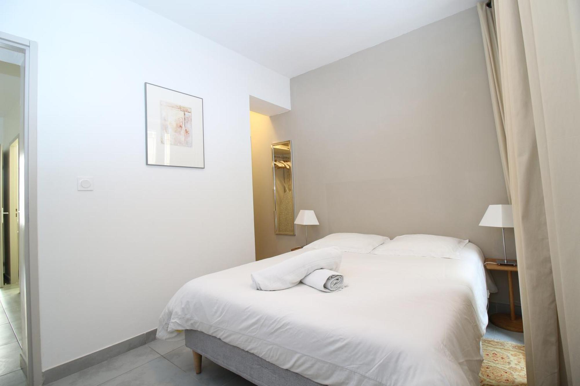 T3 Appartement Hypercentre Proche Commerce- Parking - 2 Chambres Wifi Gratuit Avignon Exterior foto